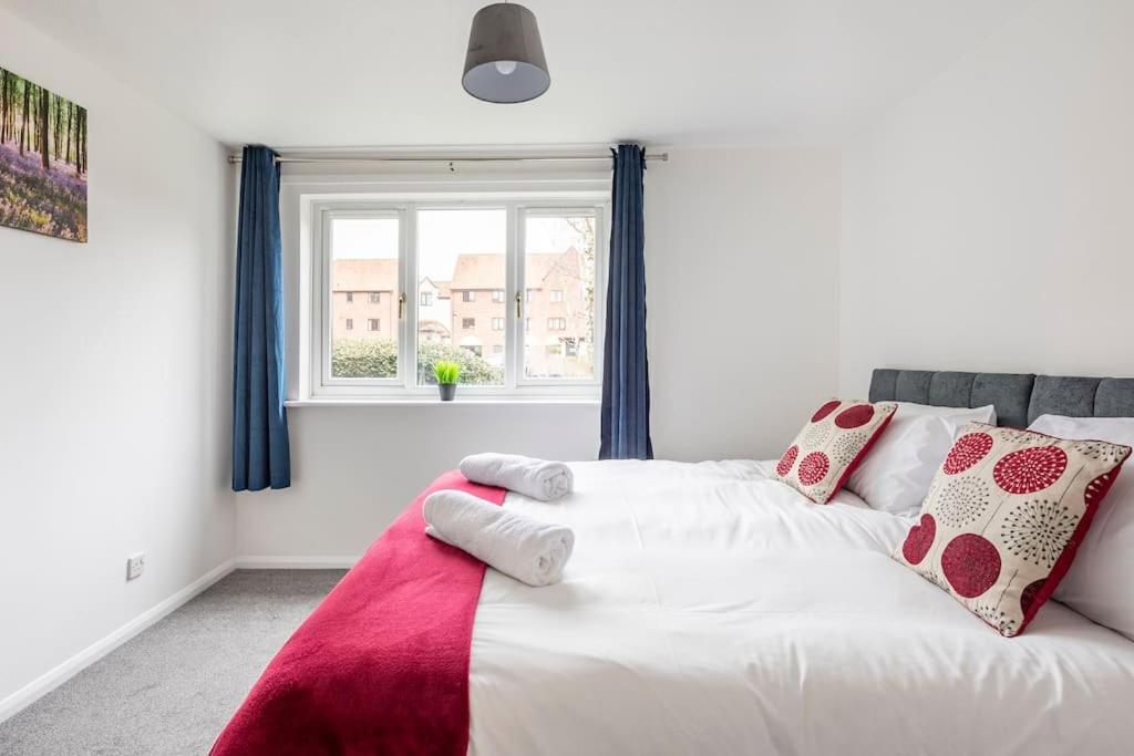 Two Bedroom Flat Near Colchester Hospital With Free Parking And Internet Mile End المظهر الخارجي الصورة